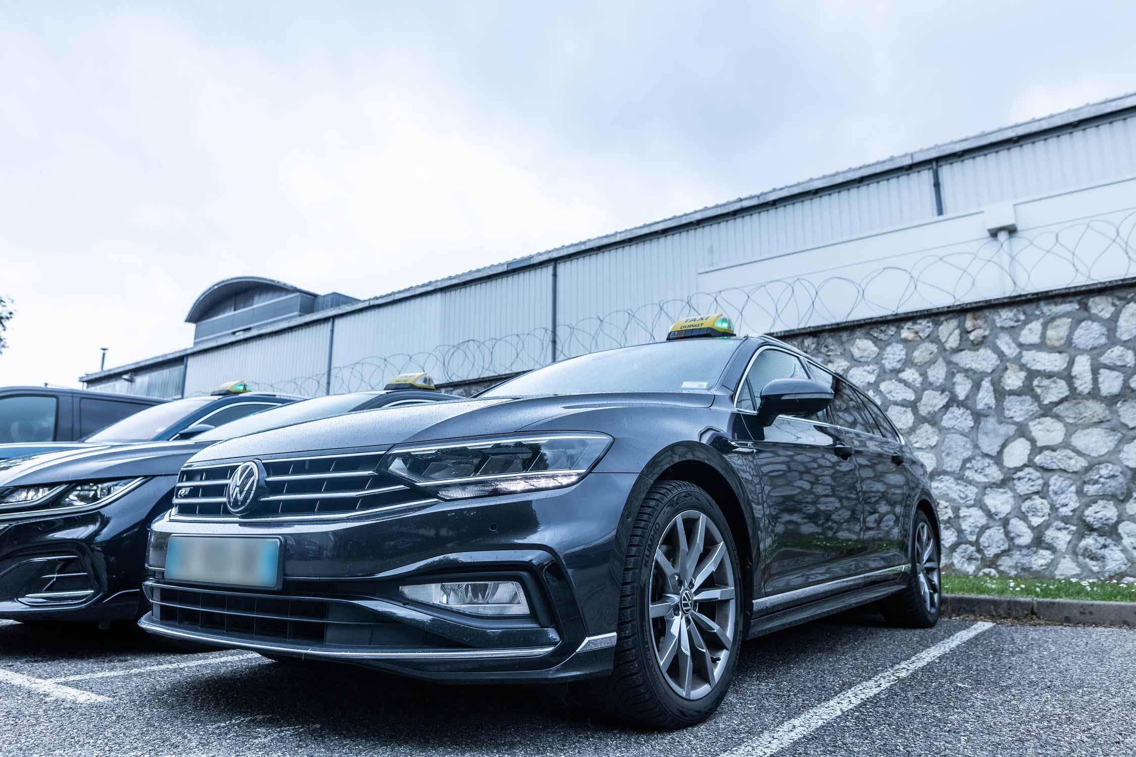 Taxi entre l'aéroport de Genève et les stations de ski en Haute-Savoie